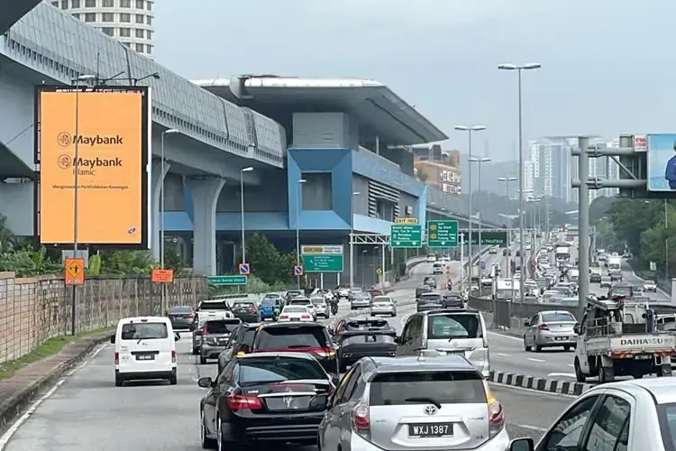 Vertical LED Billboard